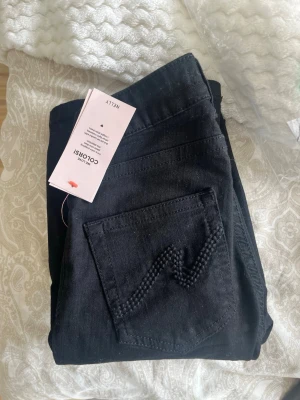 Bootcut jeans  - Lågmidjade bootcut jeans från Nelly som aldrig är använda endast testade! 