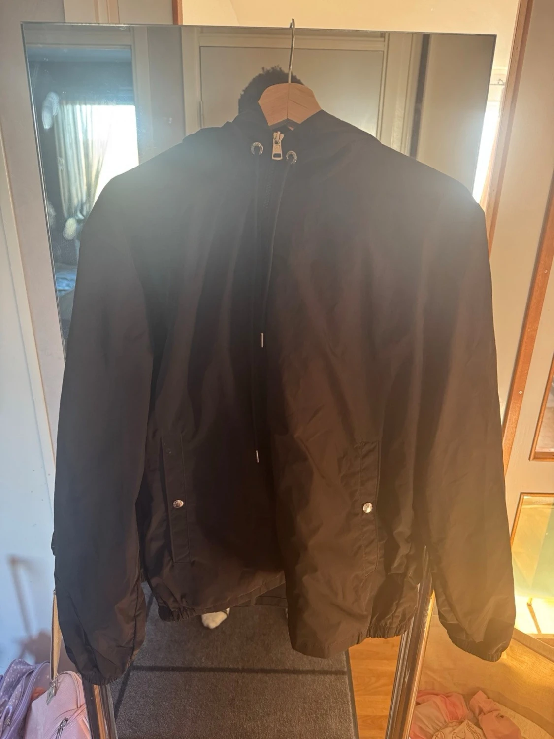 Svart Moncler vindjacka med huva - 2