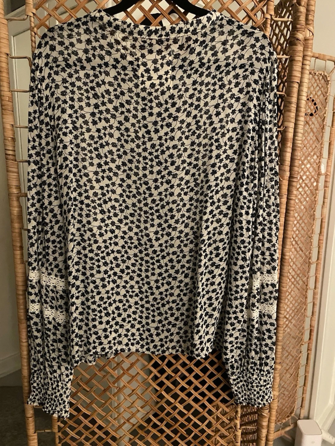 Blommig blus med spets från Part Two - 1