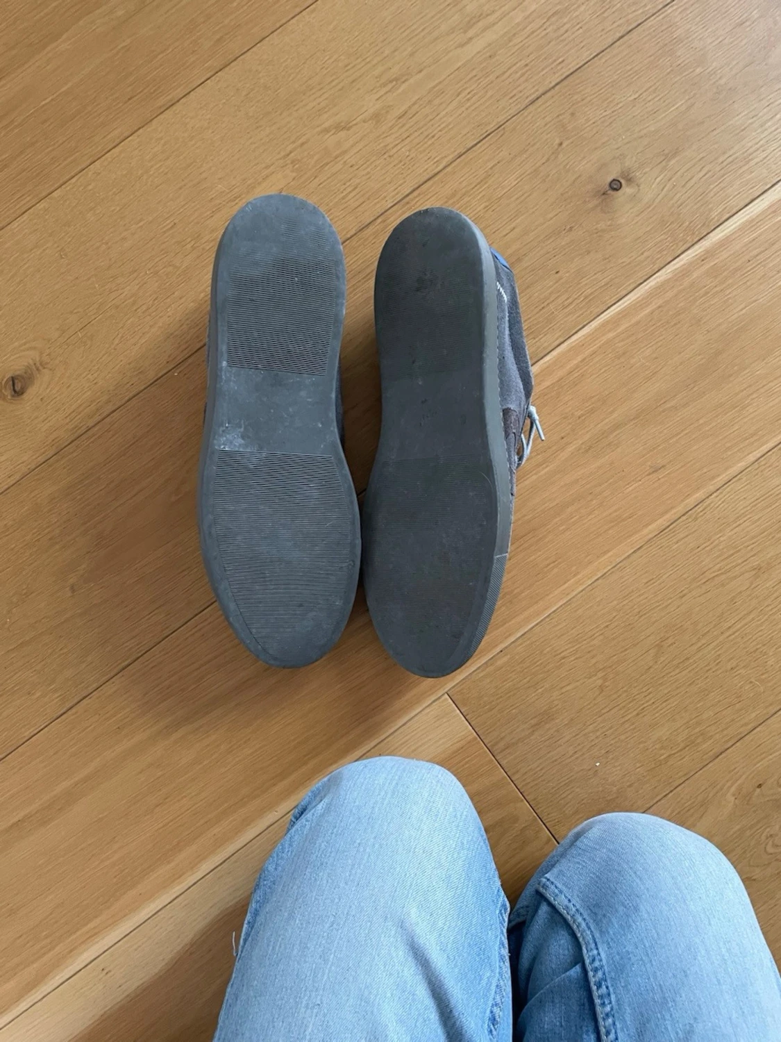 Gråa sneakers från Oliver Cabell - 5