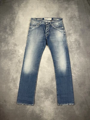 Jacob Cohën 620 Comfort Jeans - Skick: 10/10, helt ny med tags | Ingår: Jeans och tags | Nypris +- 5000 sek | Hör gärna av dig om du har några frågor och följ för mer likande produkter! 🍾🍾 Modellen är 183 cm
