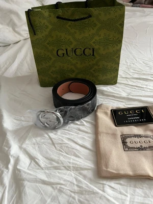 Helt ny påse och allt ingår  - Helt ny påse och allt ingår plus hållgörare