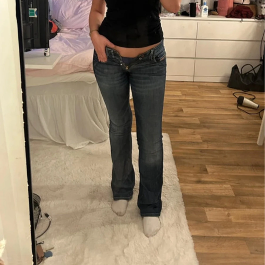Lågmidjade bootcut jeans från Diesel - 4