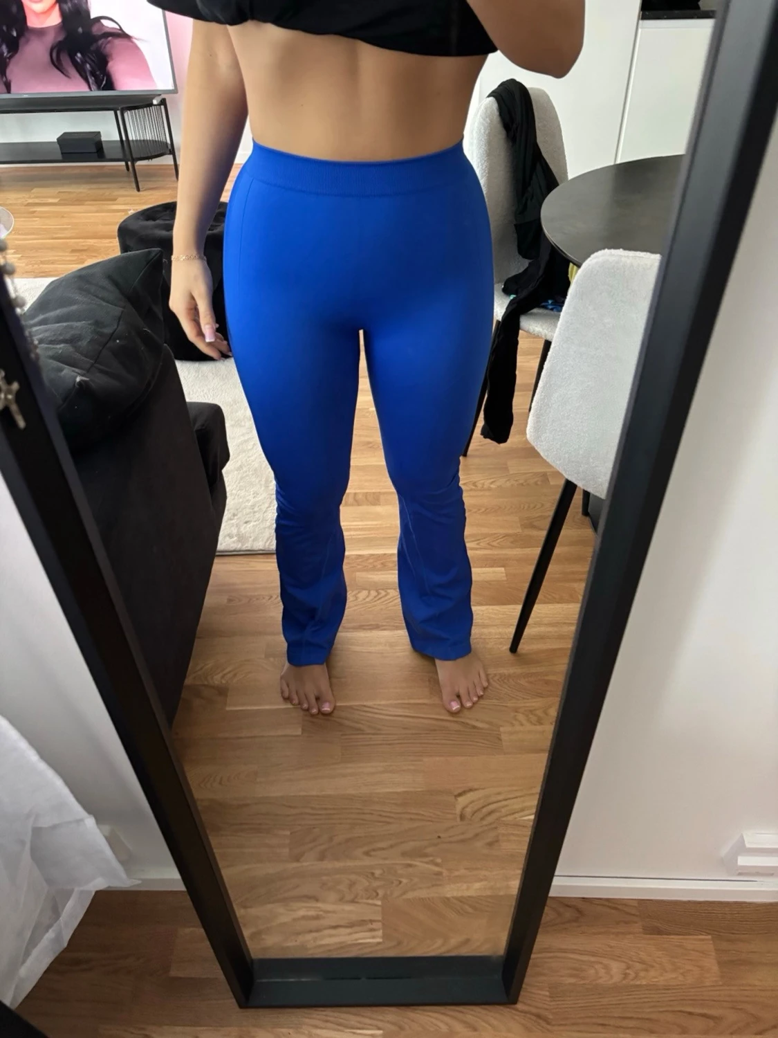 Blå tighta leggings med scrunch - 2