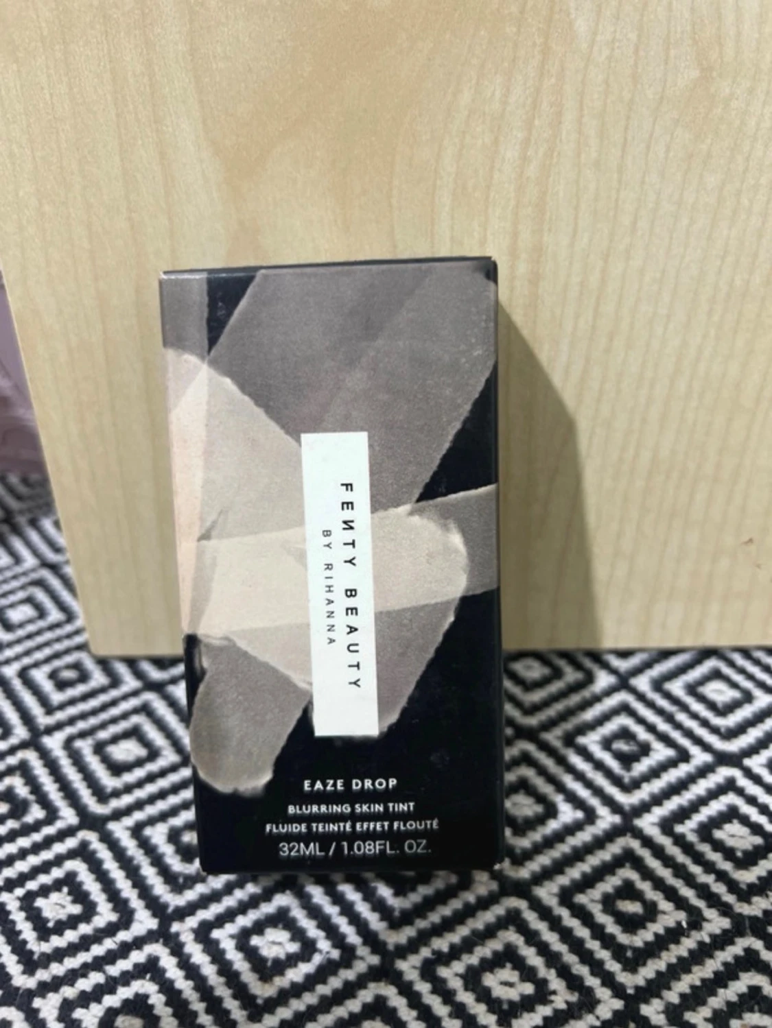 Fenty Beauty foundation nr 10 - 2