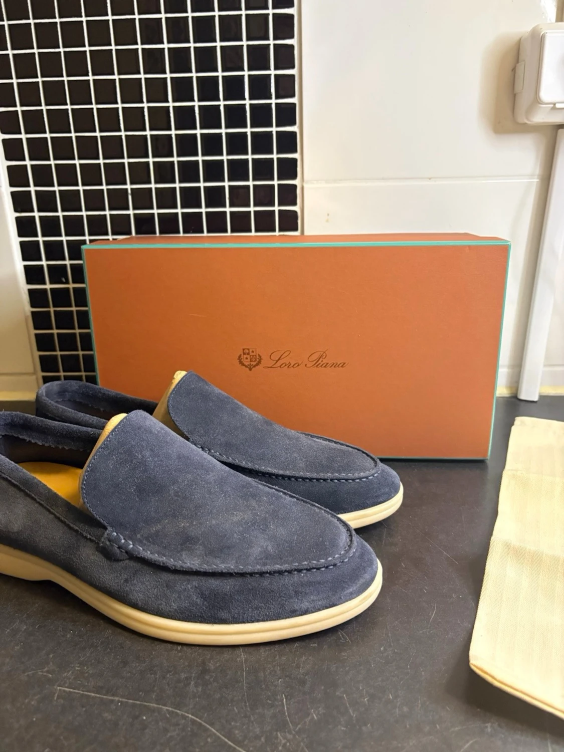 Blå mocka loafers från Loro Piana - 1