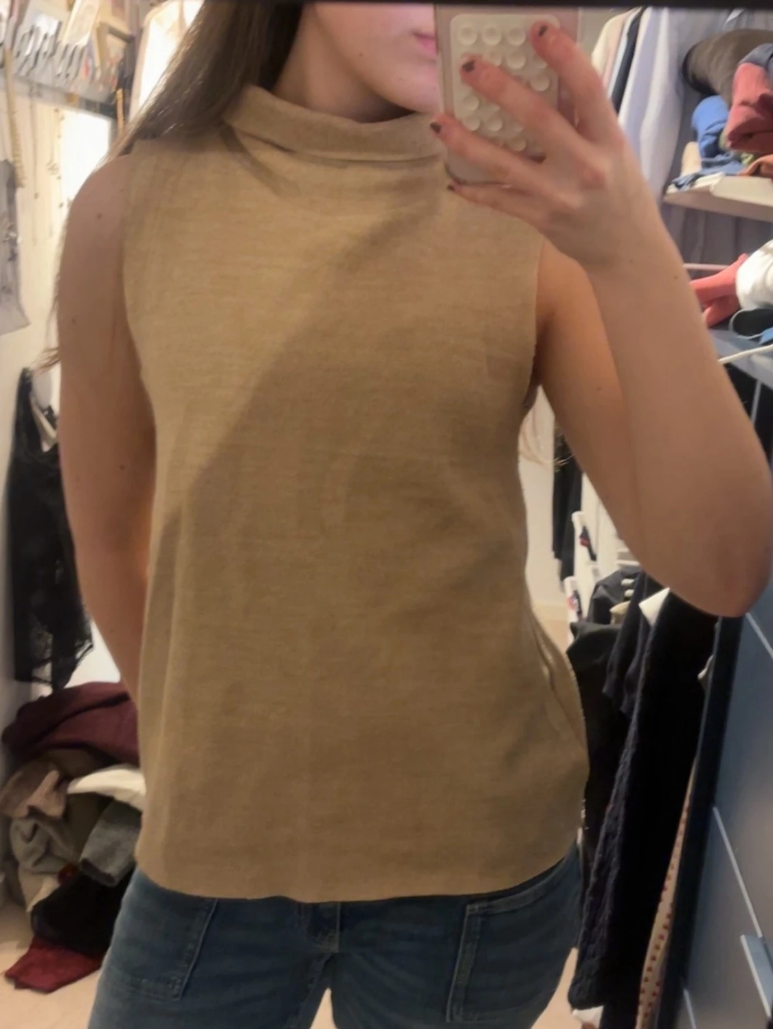 Beige ärmlös polotopp - 1