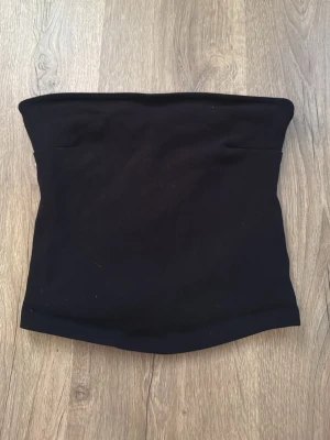 Tubtopp ifrån ginatricot - Fint skick! Stl M