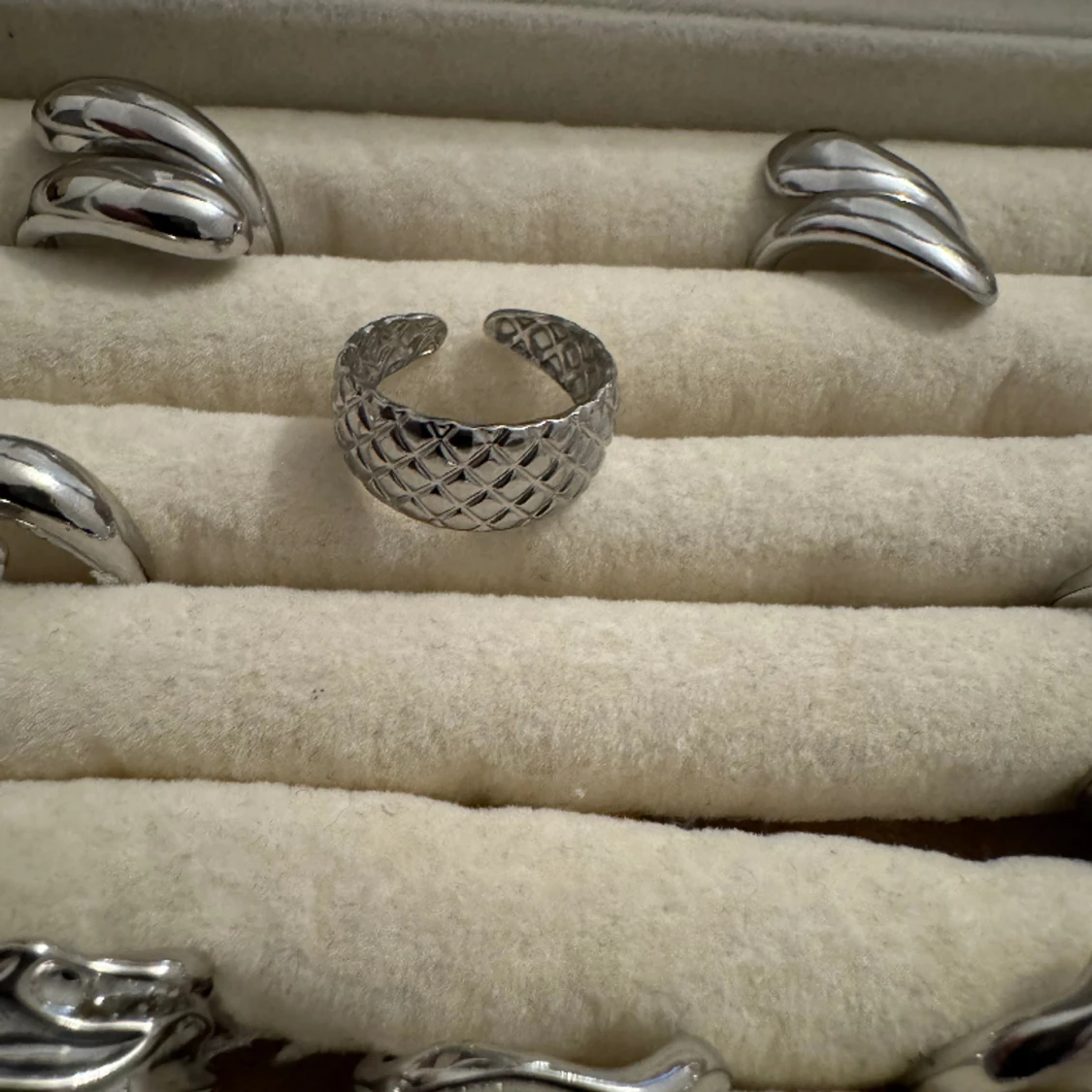  Rostfritt stål ring  - 1
