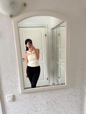 Vit topp  - Snygg vit topp 