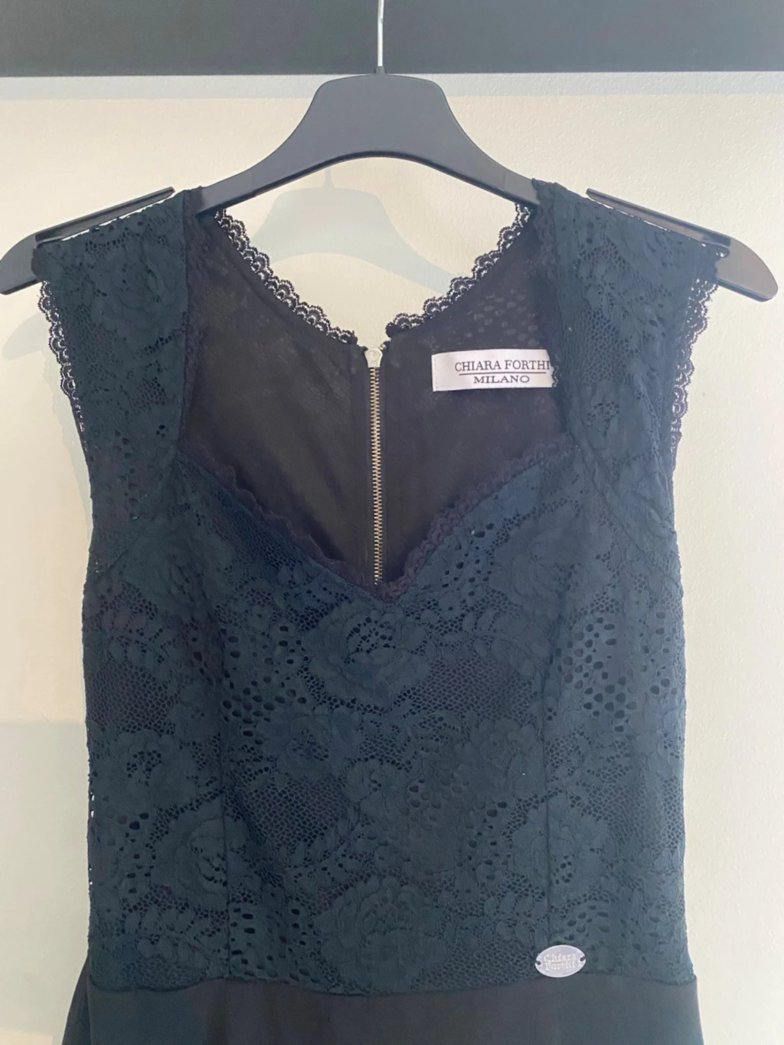 Svart spetsklänning från Chiara Forthi - 1