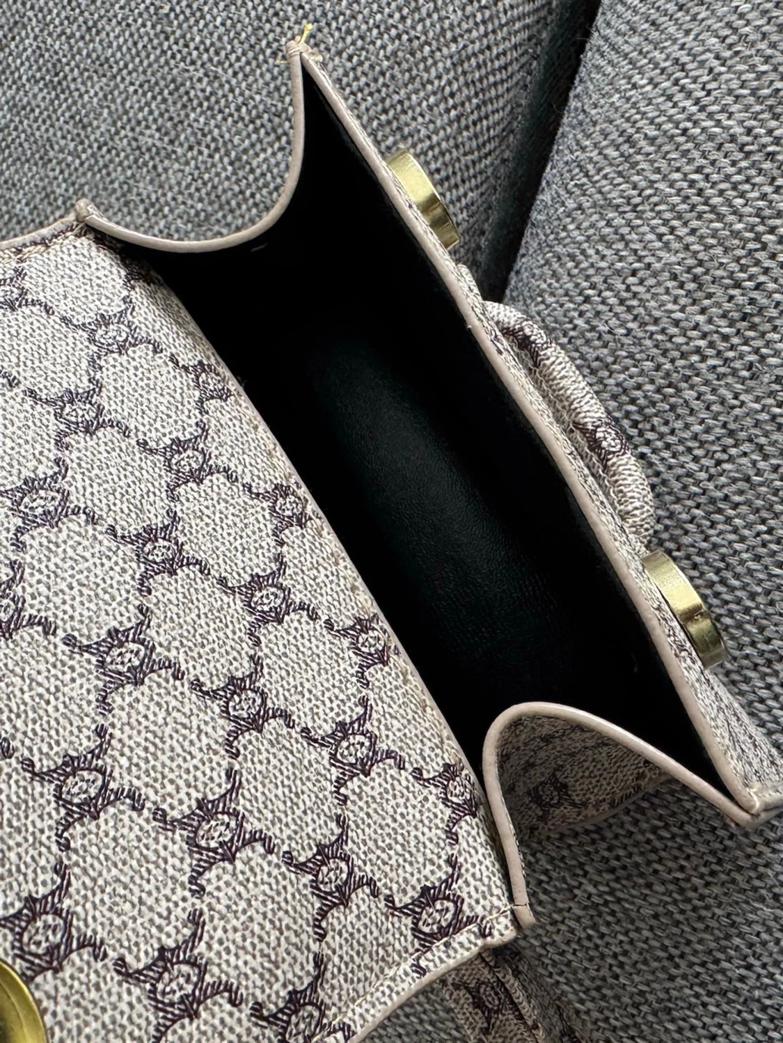 Mönstrad handväska - 1