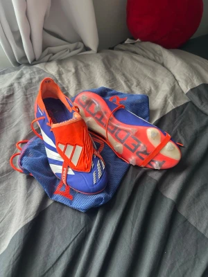 Adidas predator elite  - Använda 1 gång 