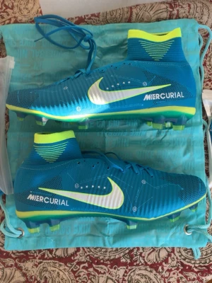 Nike mercurial  - Helt nya oanvända Nike mercurial storlek 44, vid snabb affär kan pris diskuteras