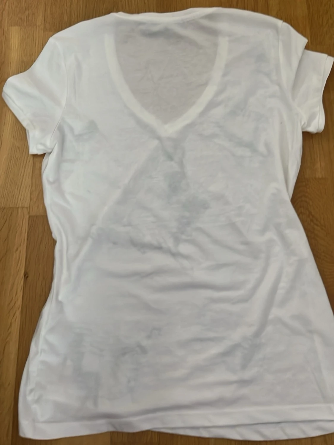 Vit t-shirt med tryck från Active - 1