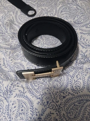 Svart bälte - Säljer mitt bälte.