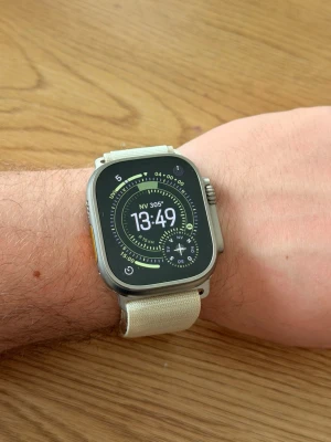 Apple Watch Ultra - Apple Watch Ultra. Mycket bra skick, inga repor eller så.   Batterihälsa 85% 
