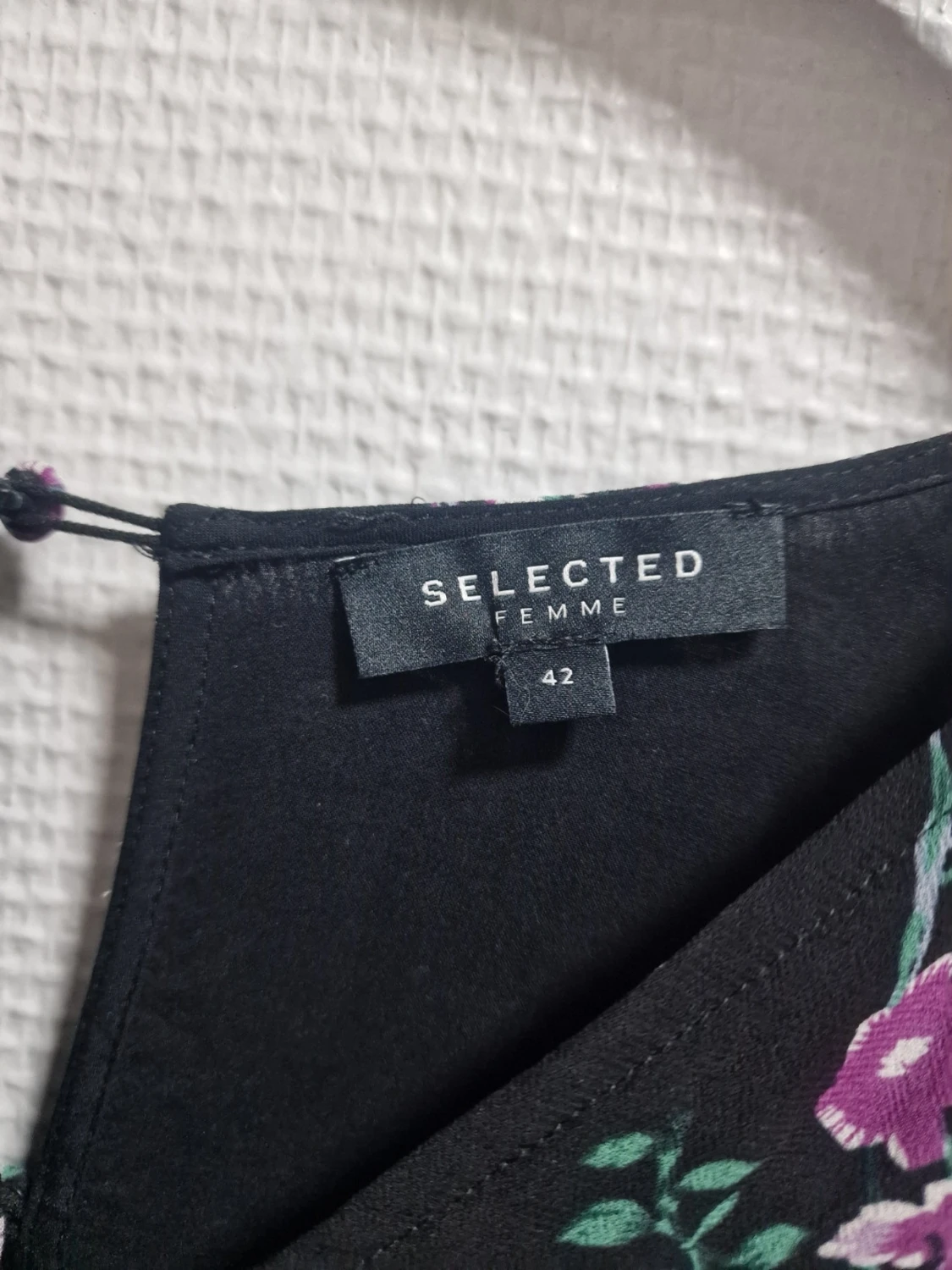 Svart blommig långklänning från Selected - 2