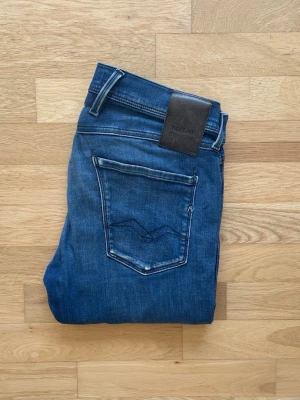 Replay Hyperflex - Replay Jeans | Skick 8 | Nypris ca 2000kr mitt pris endast 499kr | Storlek: W30 L32 | Modell: Hyperflex, Anbass | Hör av dig vid minsta fråga eller fundering!📩 Skickar samma dag som köp!🤝
