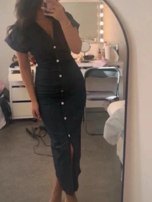 Klänning  - Storlek S från Zara! Ny