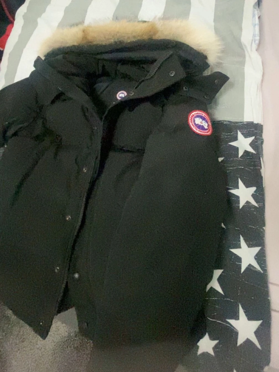 Svart dunjacka från Canada Goose