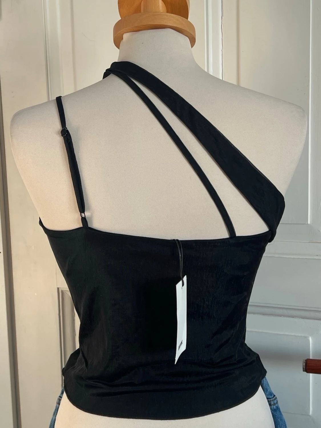 Svart oneshoulder top S - 1