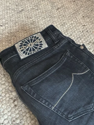 Jacob cohen jeans  - Snygga cohen jeans i modellen nick slim, använda få gånger och väldigt svårt att få tag på dessa.
