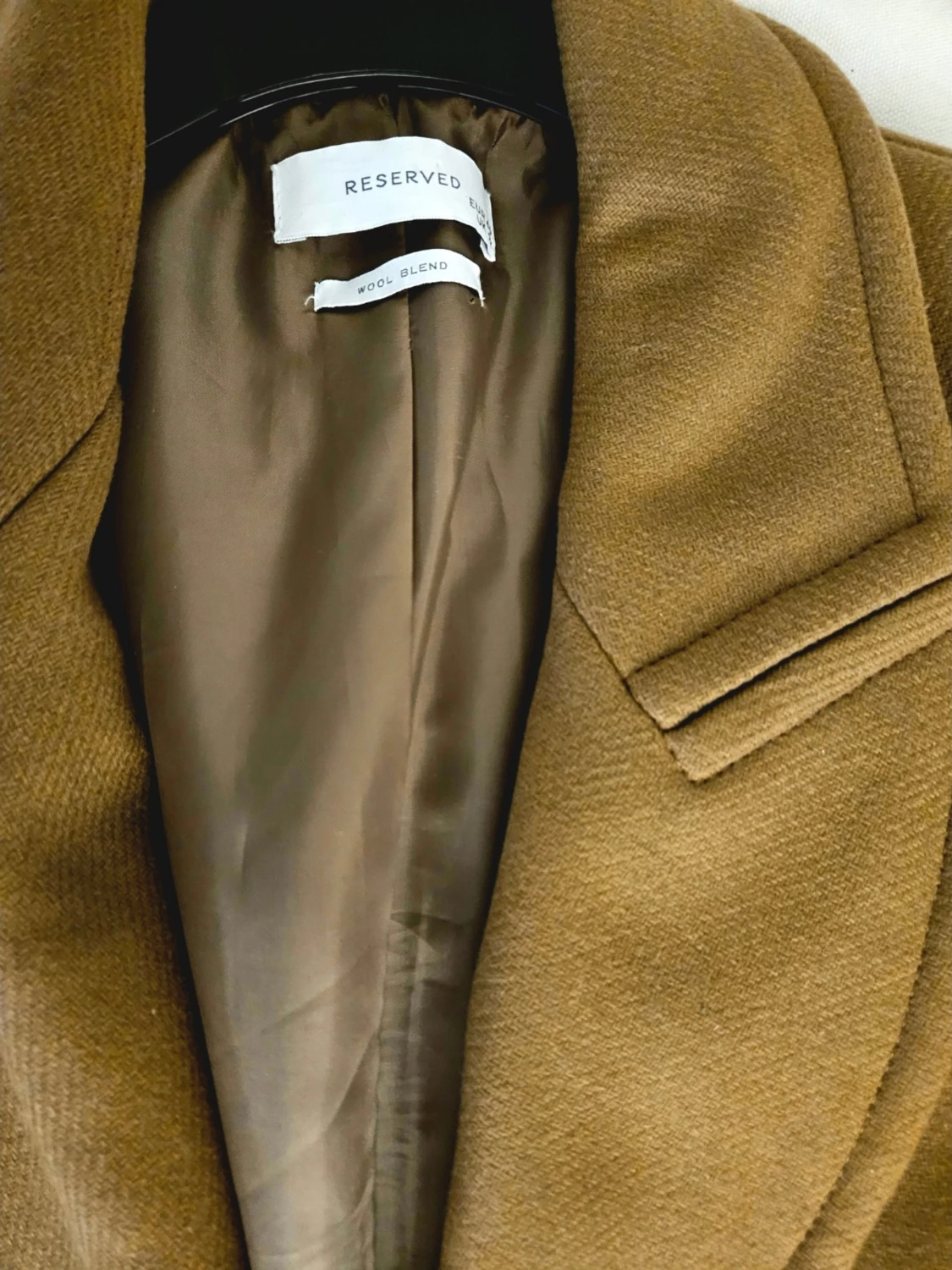 Kamelbrun Ullkappa från Reserved (72% ull) - 2