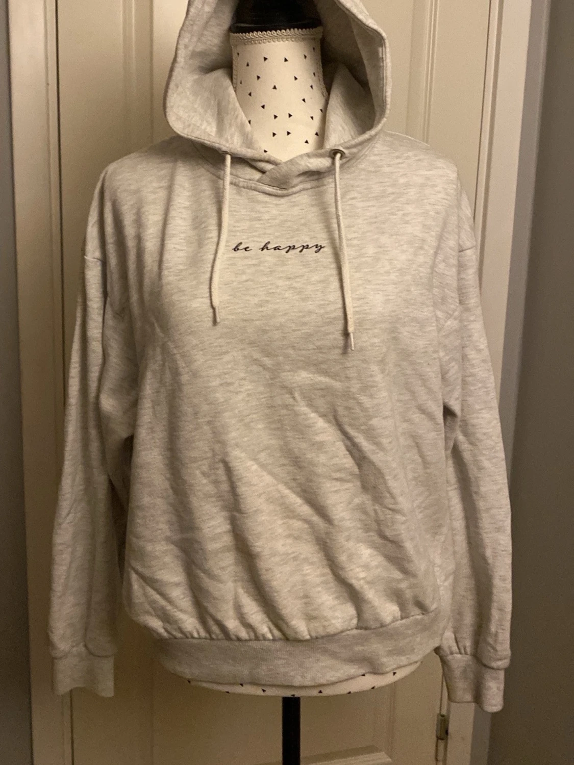 Ljusgrå hoodie