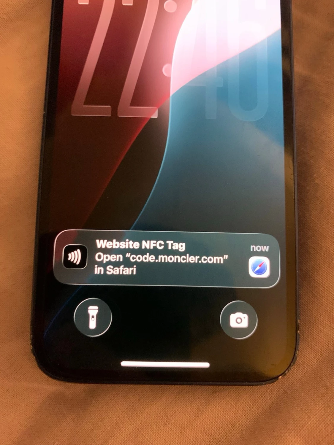 Svart dunväst från Moncler med huva - 5