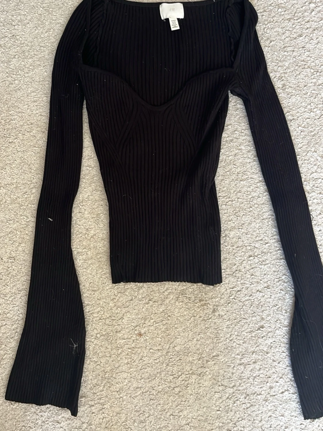 Svart ribbad topp från H&M