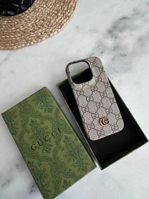 Case  - iPhone 16 PRO
