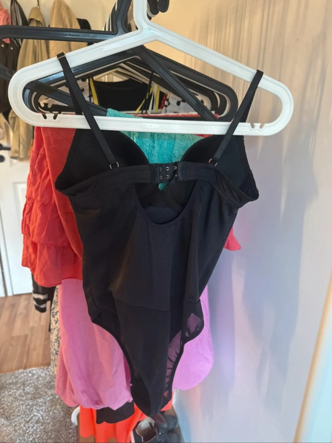 Svart body  - 3