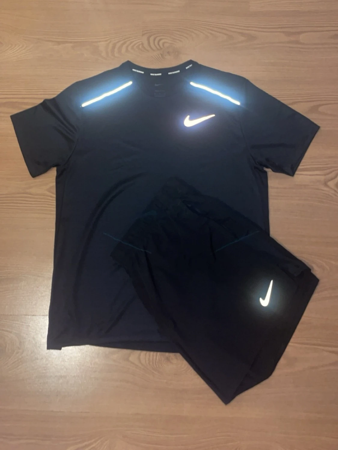 Svart träningsset från Nike