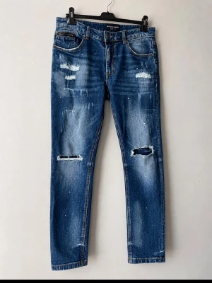 Supply demand jeans  - Supply and demand jeans blå, Storlek:S passar i m bra. Inga skador mycket bra skick✅ 