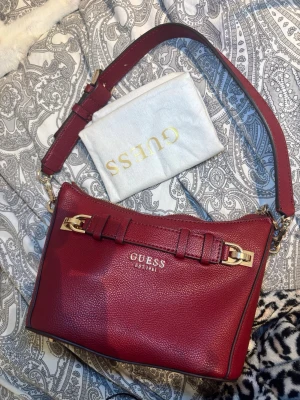 Guess bag  - Helt ny 