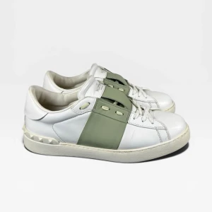 Valentino Open Grön | 41 - Valentino Open sneakers | Grymt skick | Storlek 41 | Box samt extra snören ingår | #49