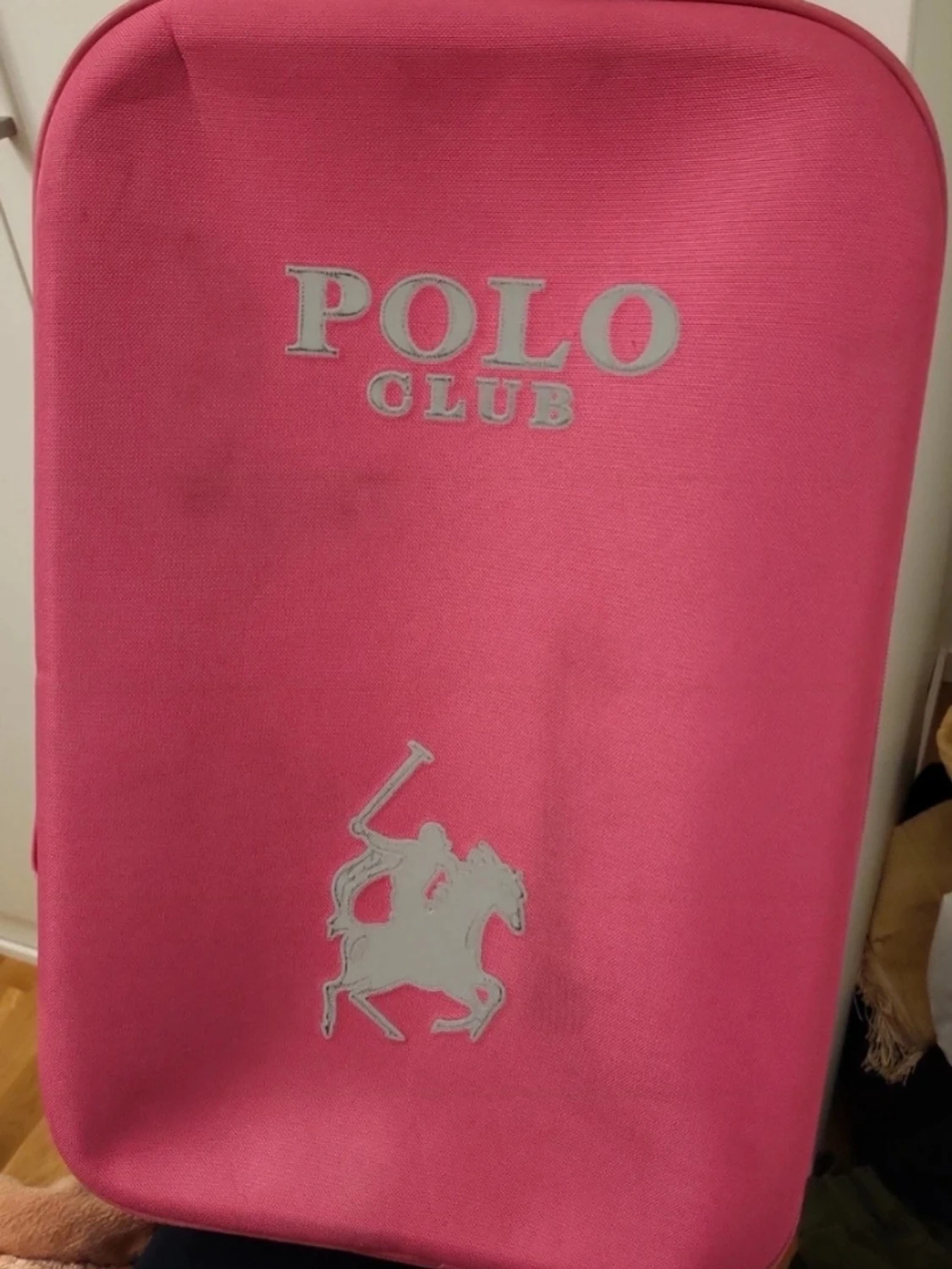 Rosa resväska från Polo Club
