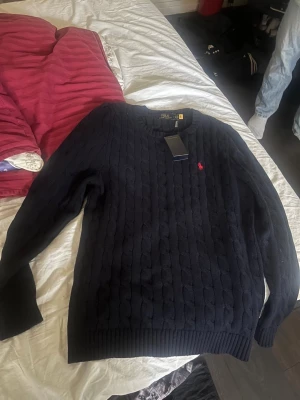 Polo Ralph lauren Kabelstickade tröja  - Nytt skick. Priset går att diskutera 
