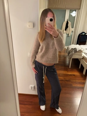 Mörkblå roxy pants - Nåstan oanvända linnebyxor i storlek M💙