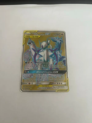 Pokémon kort - Säljer detta Tag Team Kort för ett bra pris!