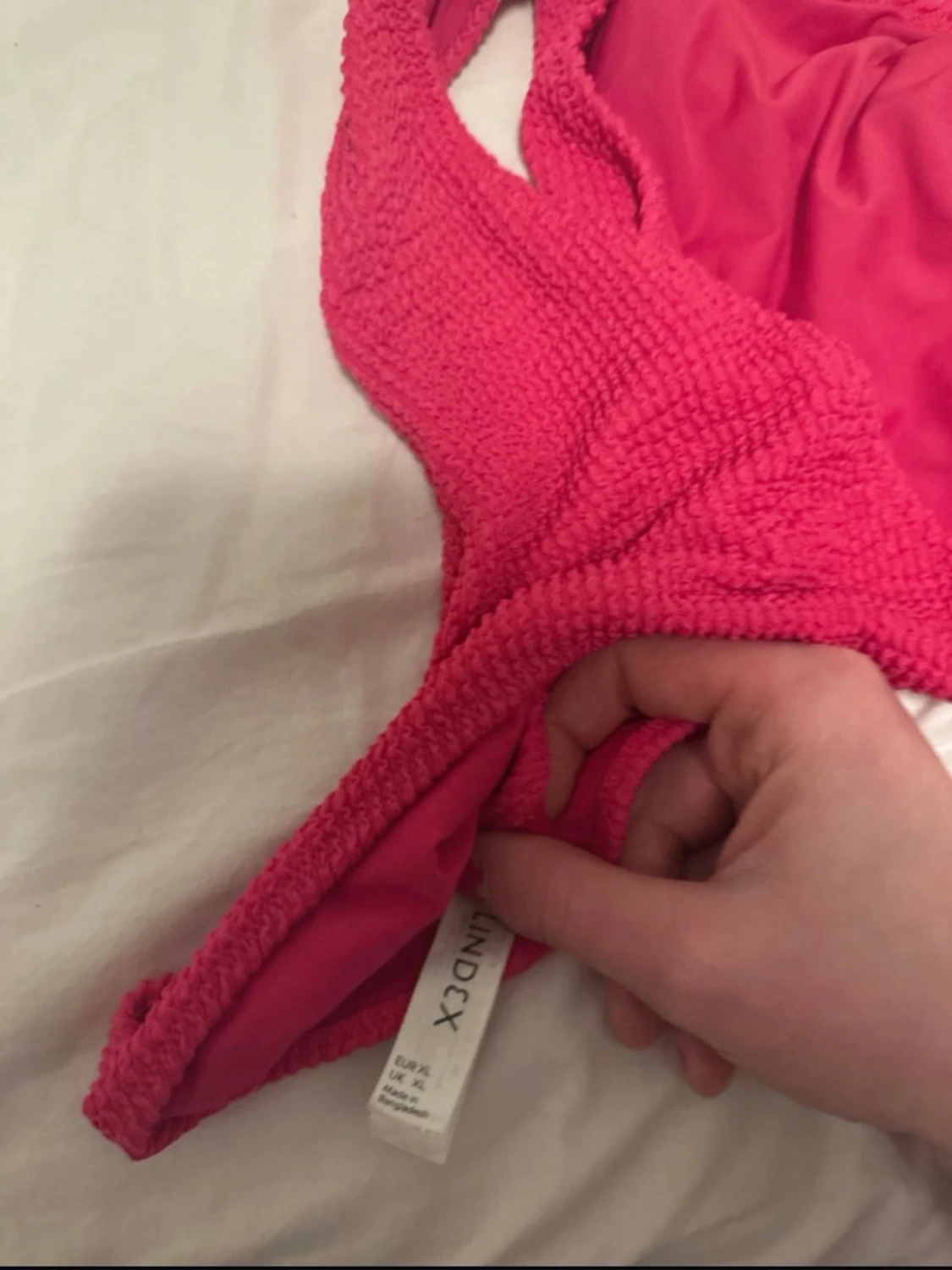 Rosa bikini med struktur och ringdetalj - 6