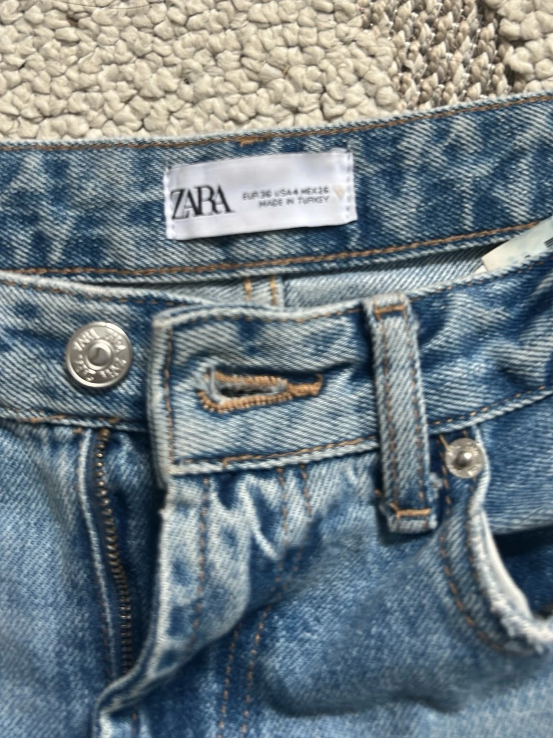 Blå baggyish jeans från ZARA