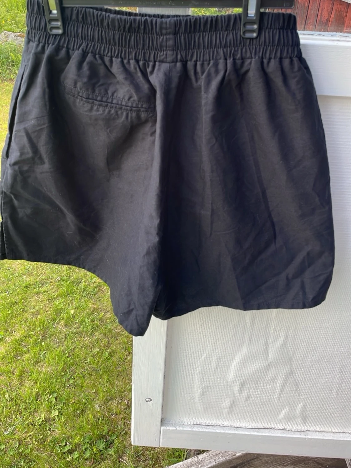 Svarta shorts från djerf avenue - 1