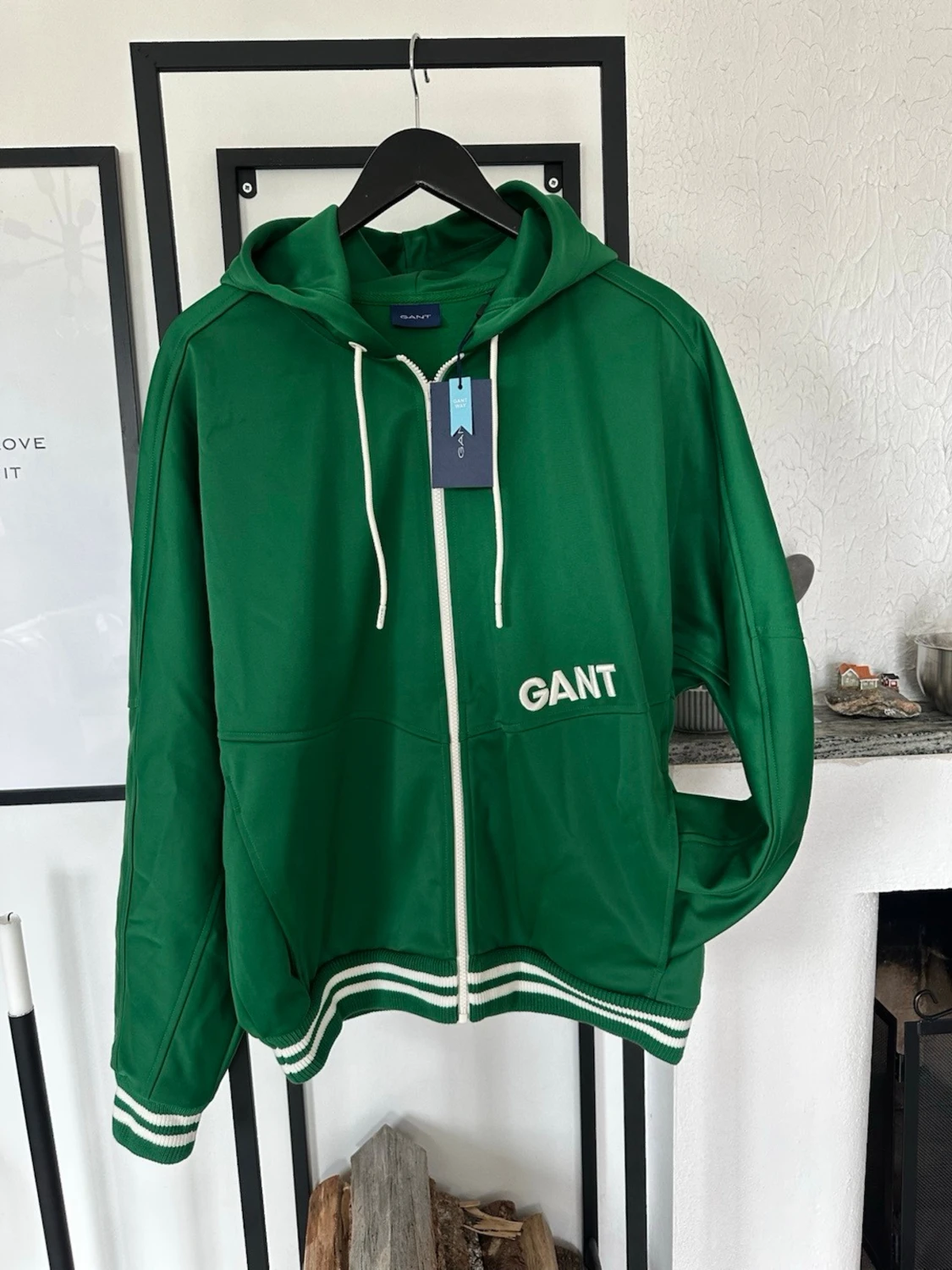 Grön hoodie med dragkedja från GANT - 1