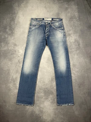 Jacob Cohën 620 comfort jeans - Skick: 10/10, helt ny med tags | Ingår: Jeans och tags | Nypris +- 5000 sek | Hör gärna av dig om du har några frågor!
