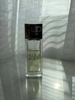 Acqua di Gioia Giorgio Armani  - Fräsch & somrig parfym. 20 ml från början