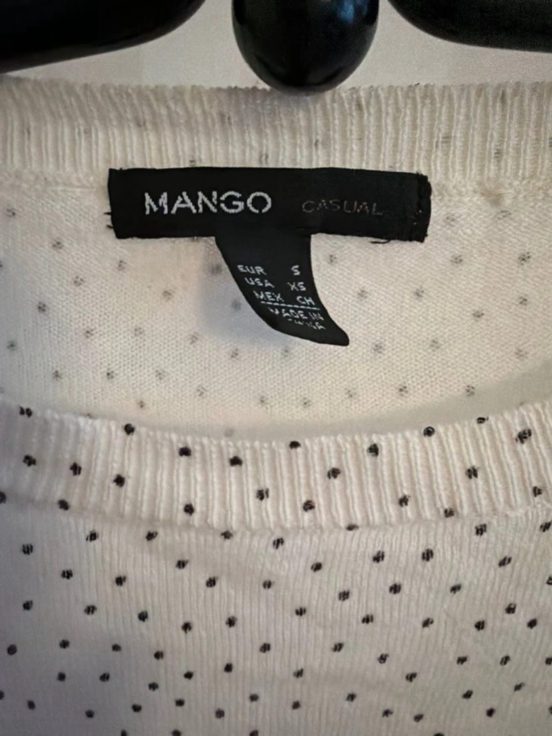 Vit prickig topp från Mango - 2