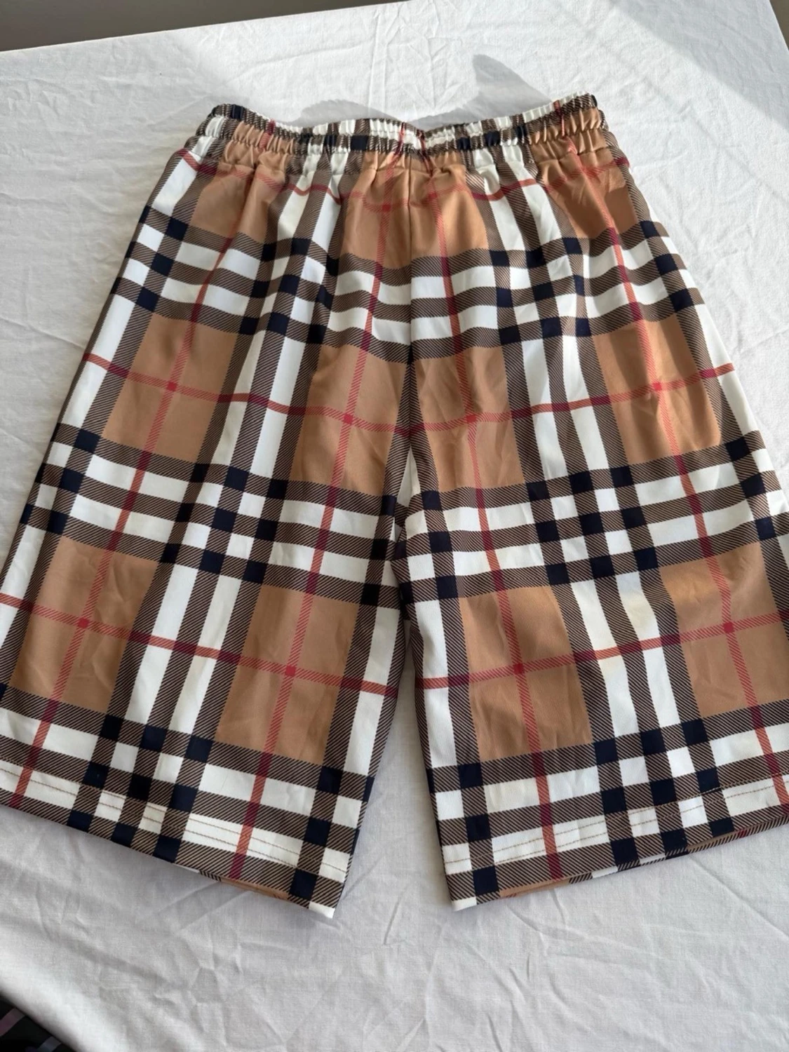 Rutig Burberry shorts med snörning - 2