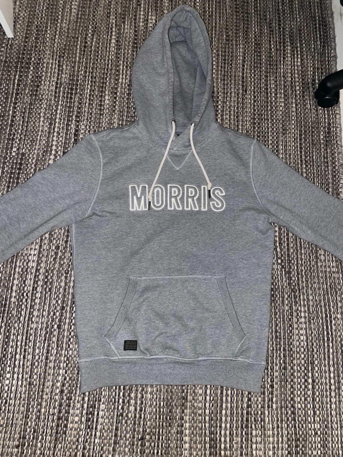 Grå hoodie från st Morris med tryck